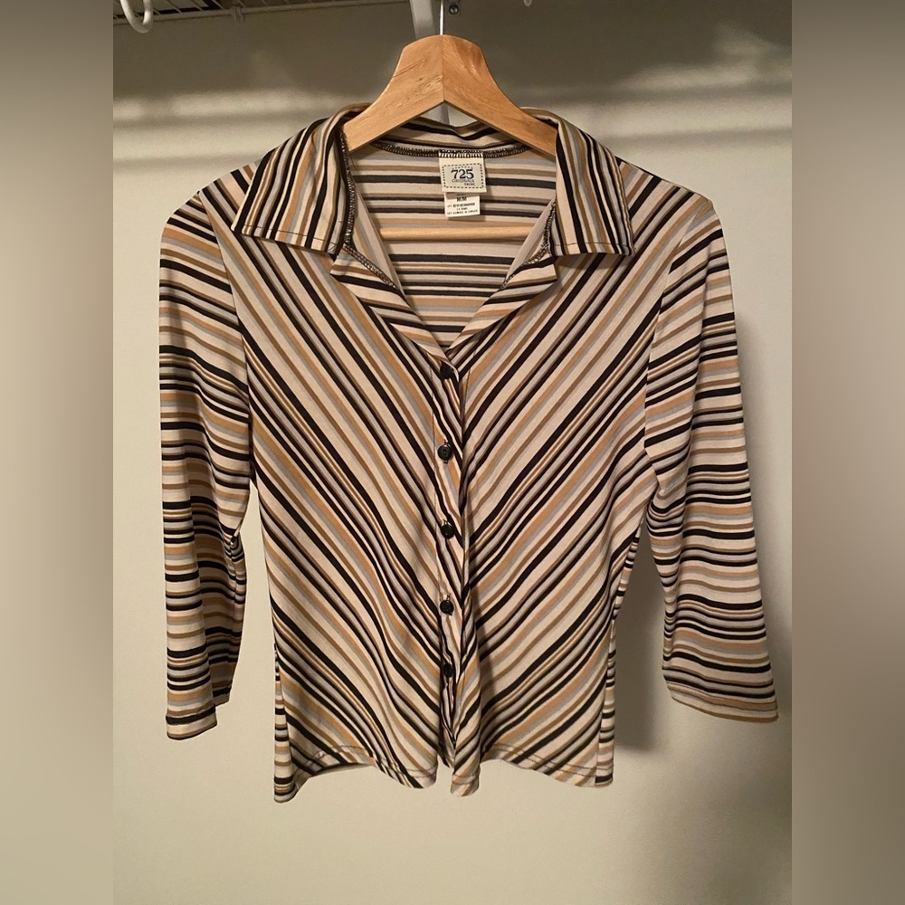 725 Originals Button Up Top